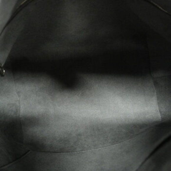 Louis Vuitton Mahina Beaubourg Hobo Handbag Black - Picture 4 of 8